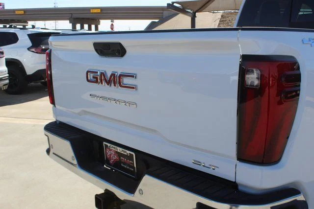 New 2026 White GMC SLT image 5