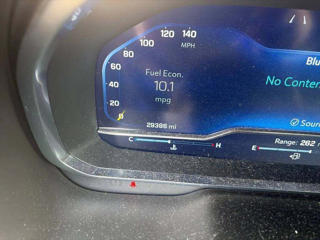 Used 2024 Black Chevrolet Premier image 33