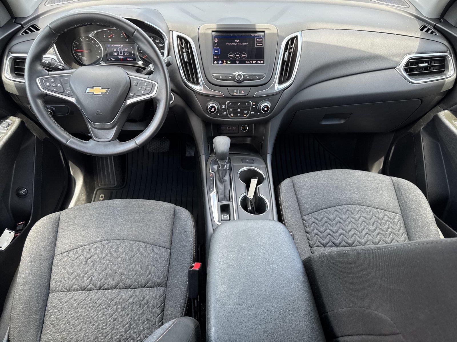Used 2024 Summit White Chevrolet LT image 13
