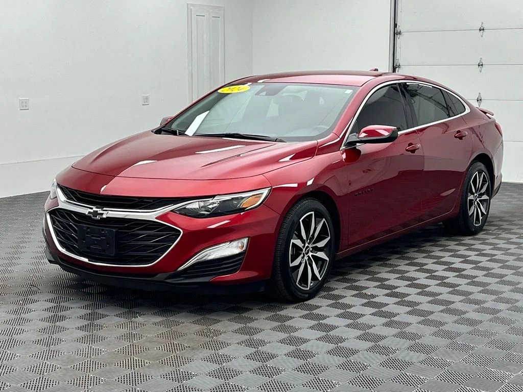 Used 2024 Red Chevrolet RS image 13