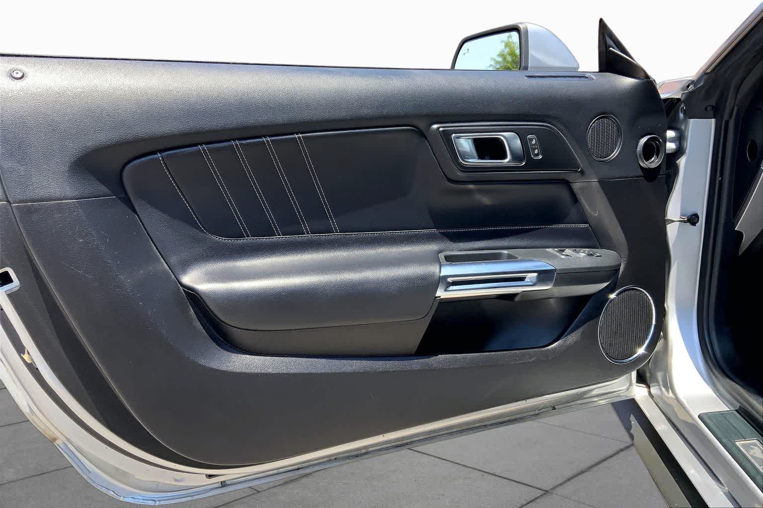 Used 2021 Iconic Silver Ford EcoBoost Premium image 17