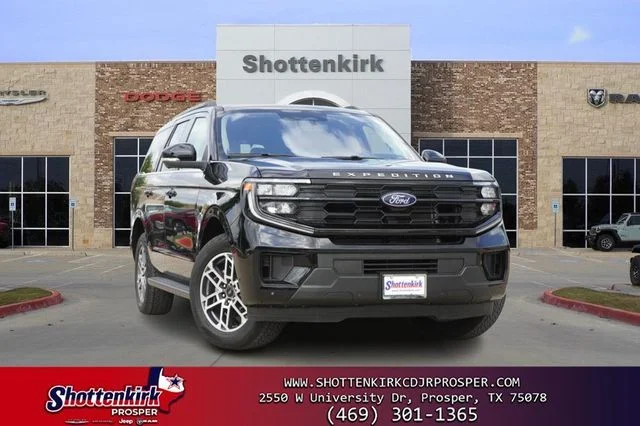 Used 2025 Black Ford Active image 1