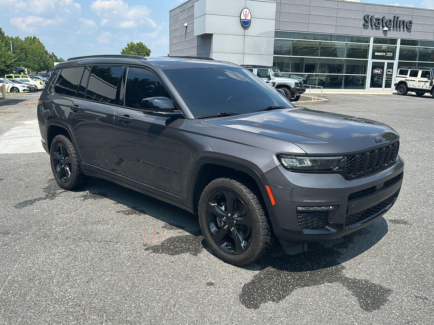 Used 2022 Baltic Gray Metallic Clearcoat Jeep Limited image 7