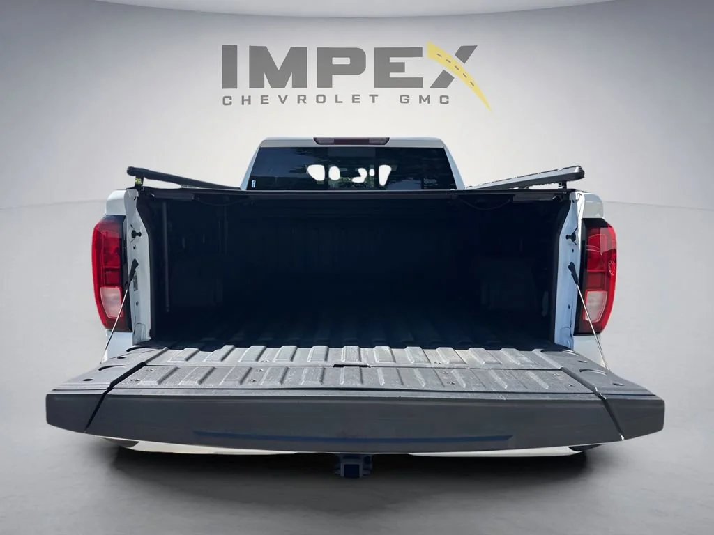 Used 2021 SUMMIT WHITE GMC Elevation image 29