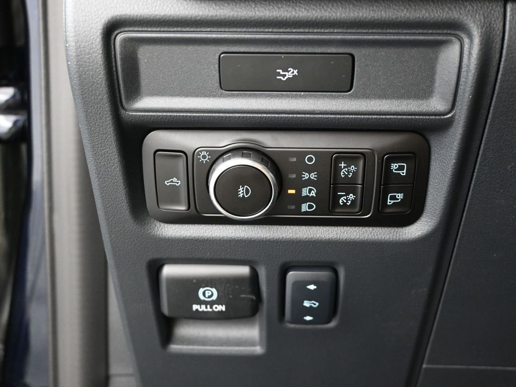New 2026 Antimatter Blue Metallic Ford Lariat image 12