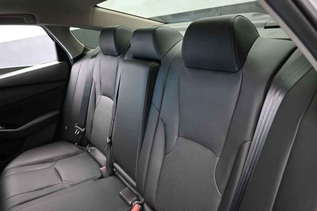 Used 2024 Solar Silver Metallic Honda Touring image 30