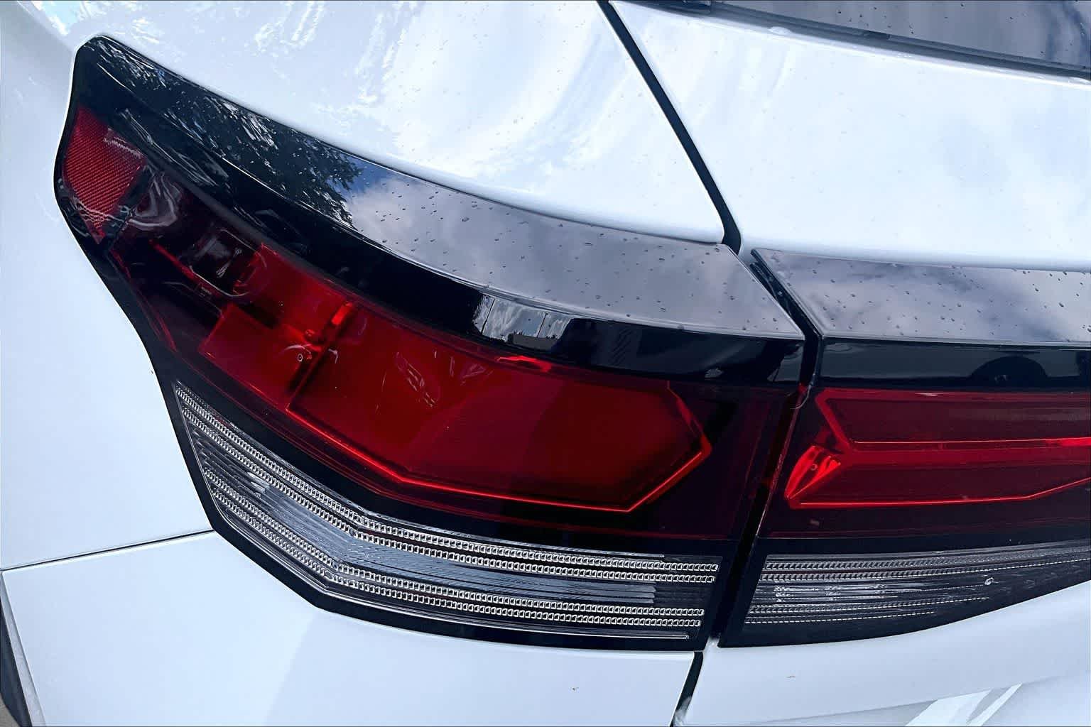 New 2026 Pure White Volkswagen 2.0T SE image 14