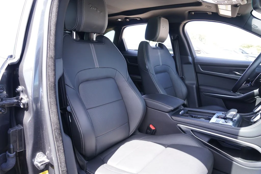 2026 Jaguar F-Pace R-Dynamic S - Photo 22