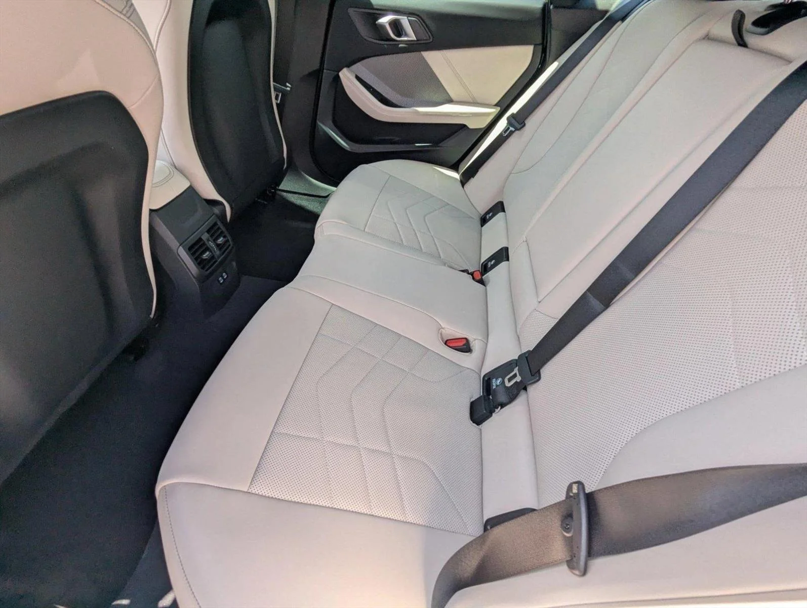 2025 BMW 2 Series 228 - Photo 15
