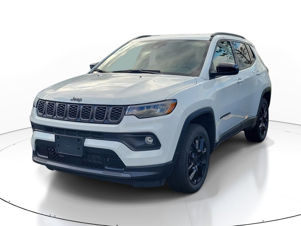 New 2026 Bright White Clearcoat Jeep Latitude image 2