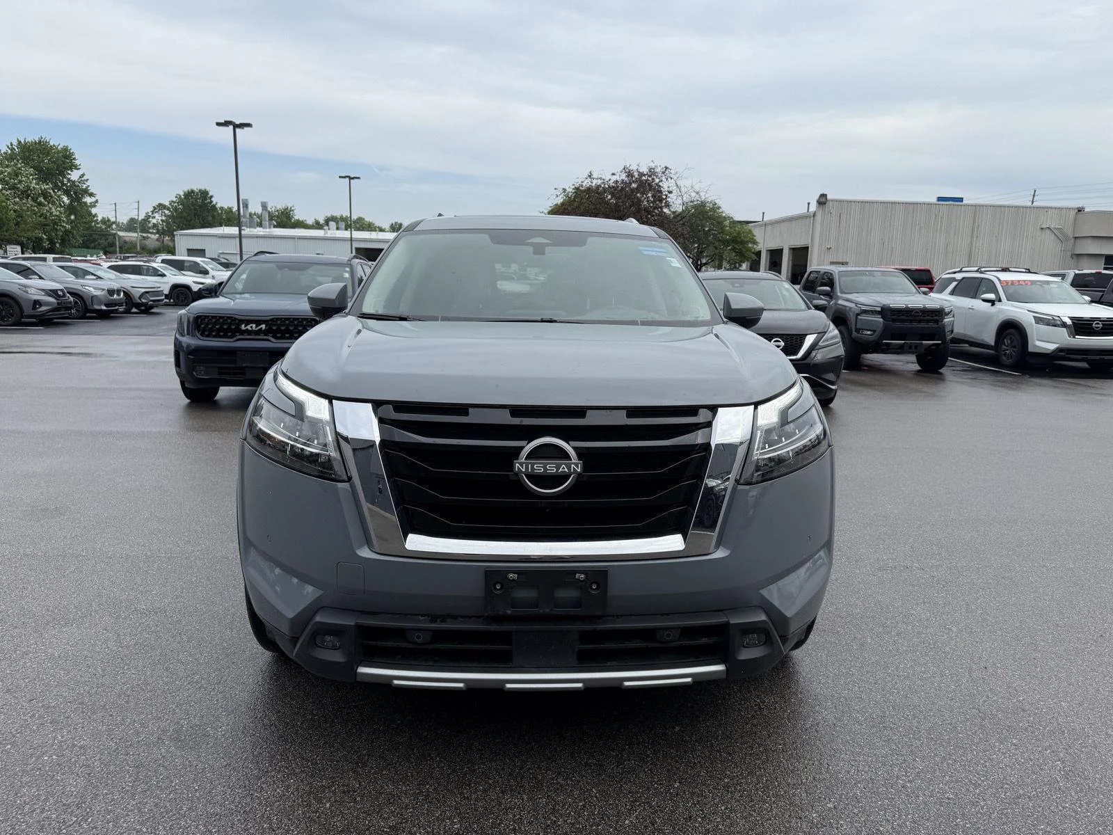 Used 2024 BLUE NISSAN PLATINUM 4WD image 8