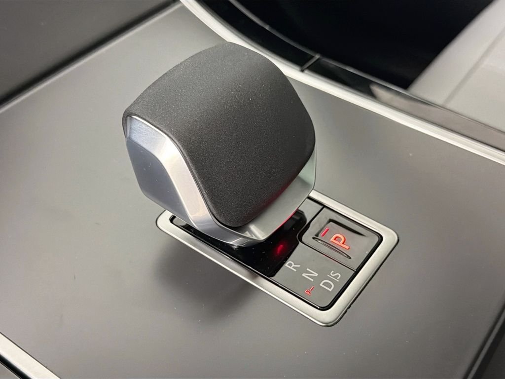 New 2026 Varesine Blue Land Rover S image 17