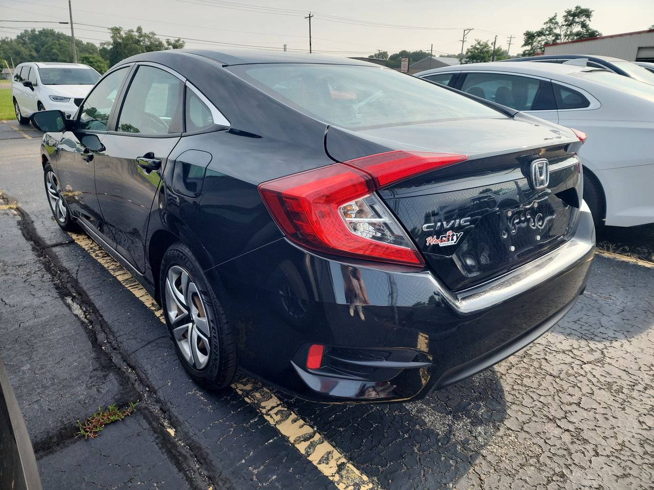 Used 2017 Black Honda LX image 3