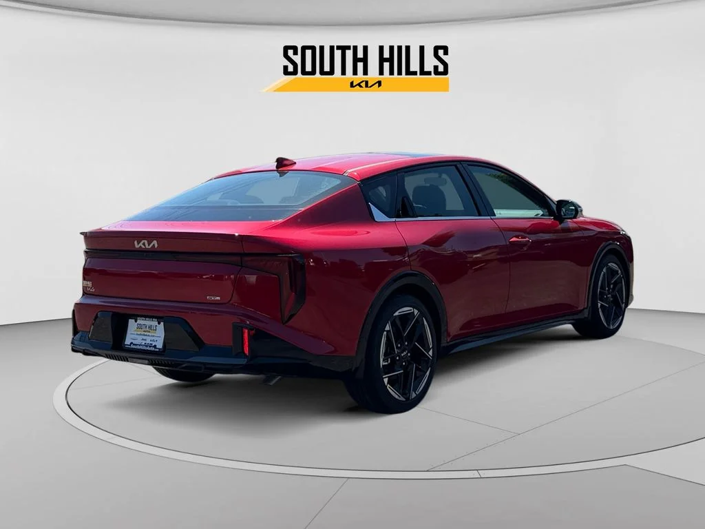 Used 2025 Red Kia GT-Line image 5