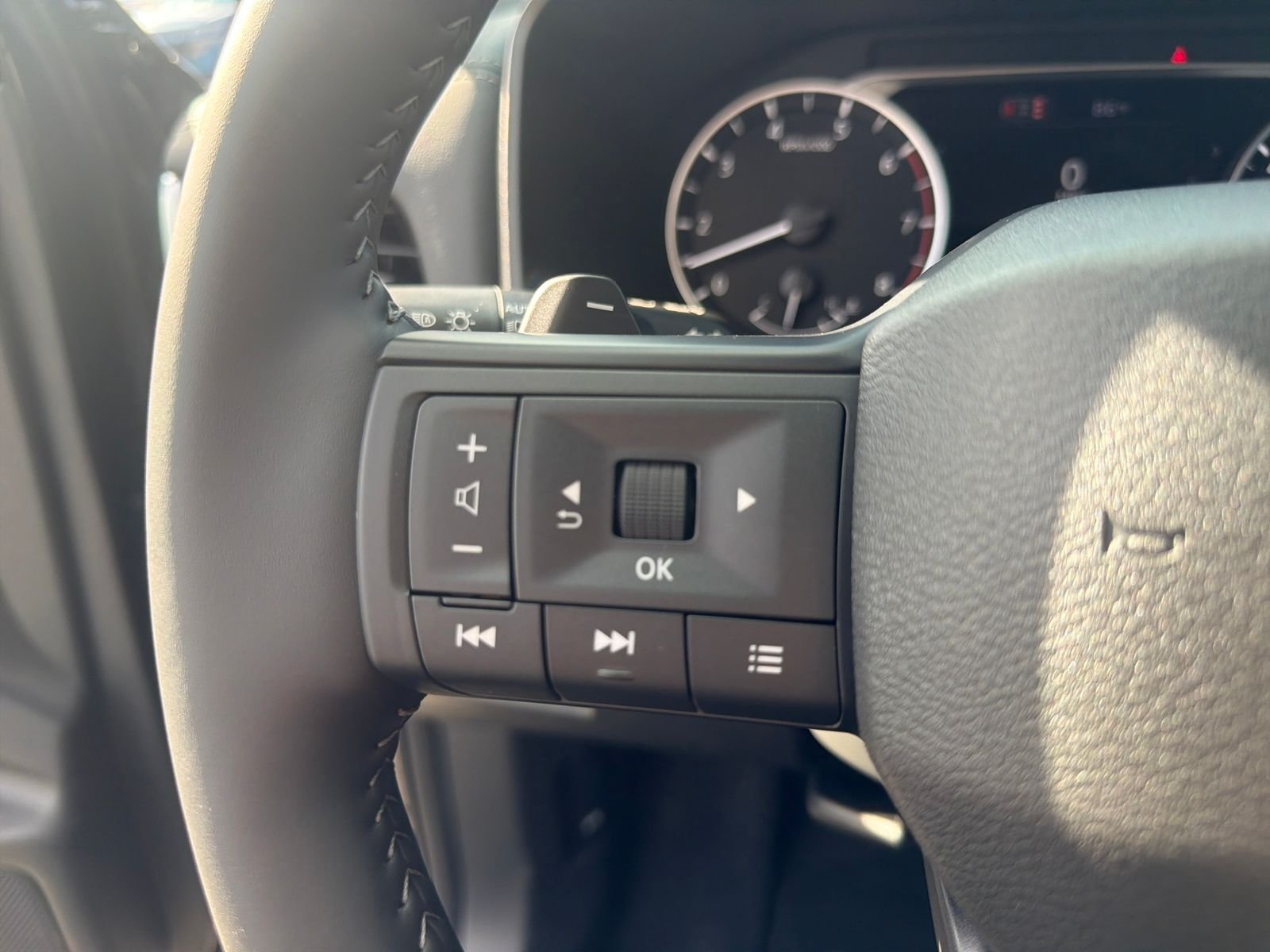 New 2026 Nissan Rogue SV 4D Sport Utility