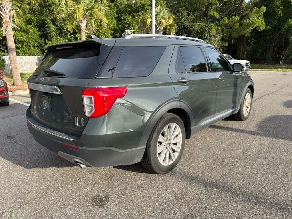Used 2024 Green Ford Limited image 4