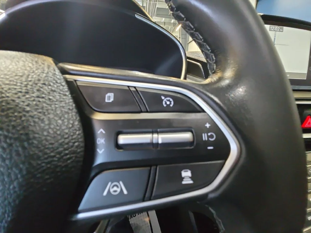 Used 2023 Gray Hyundai SEL Premium image 25
