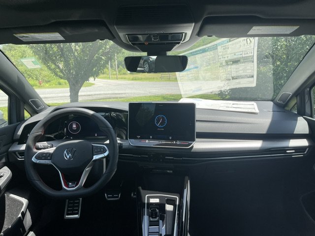 New 2026 Moonstone Gray Volkswagen 2.0T SE image 6