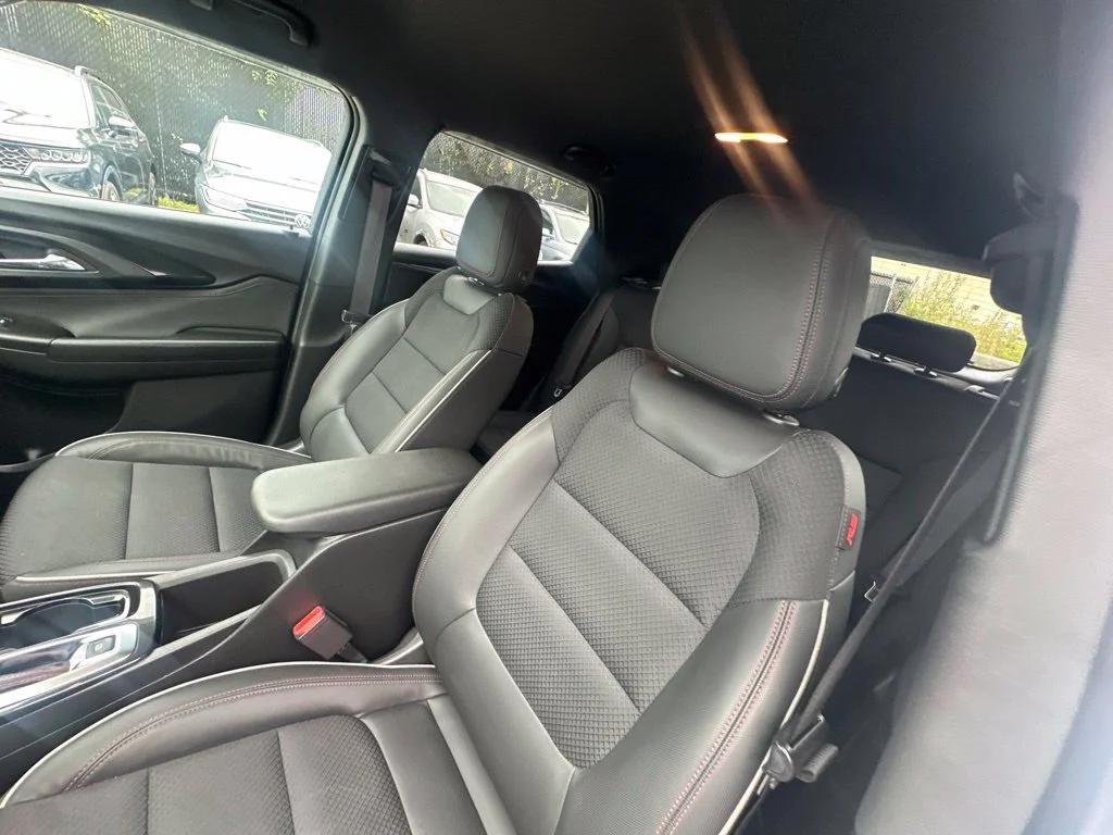 Used 2023 White Chevrolet RS image 11