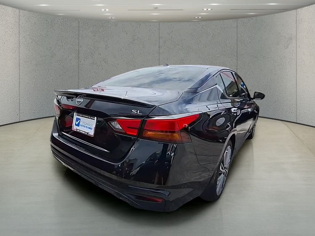 Used 2025 Black Nissan 2.5 SL image 45