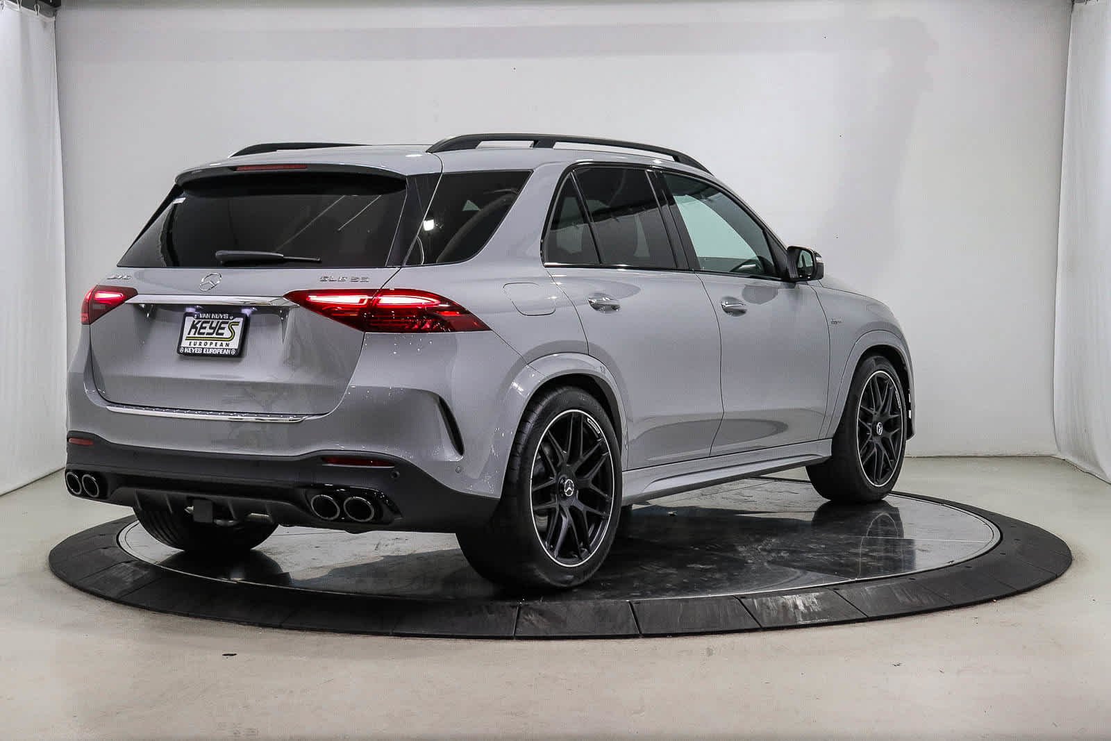 Used 2026 MANUFAKTUR Alpine Grey Mercedes-Benz AMG® GLE 53 image 4