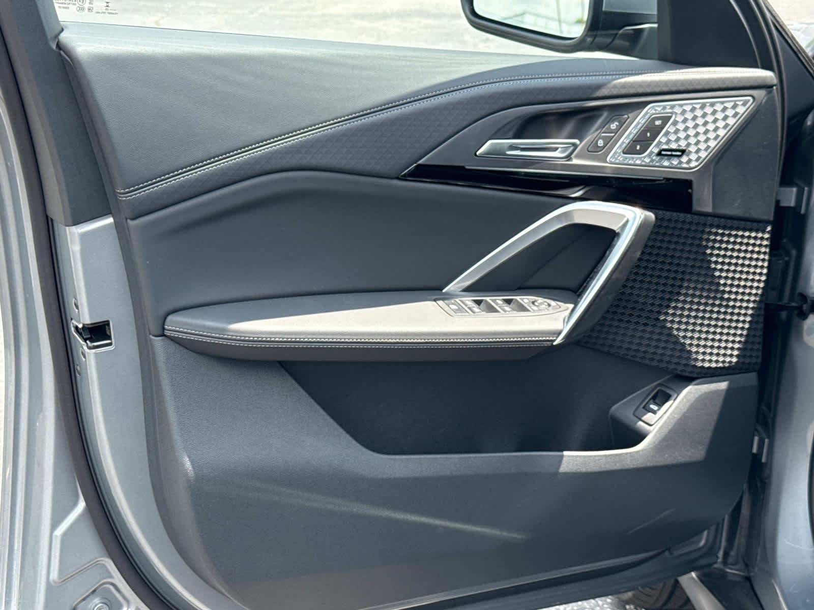 2025 BMW X2 28i - Photo 26