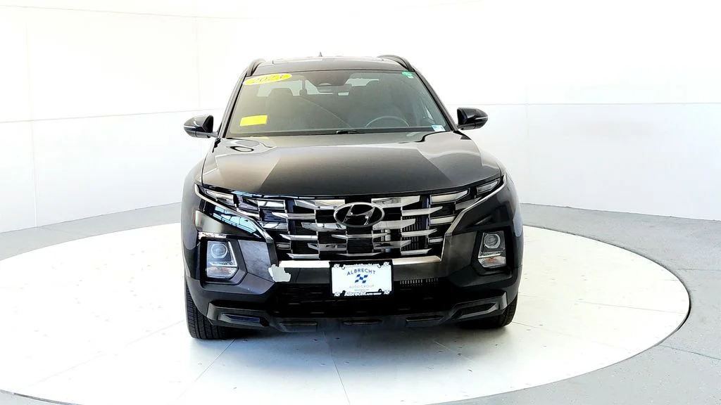 Used 2023 Black Hyundai NIGHT image 8