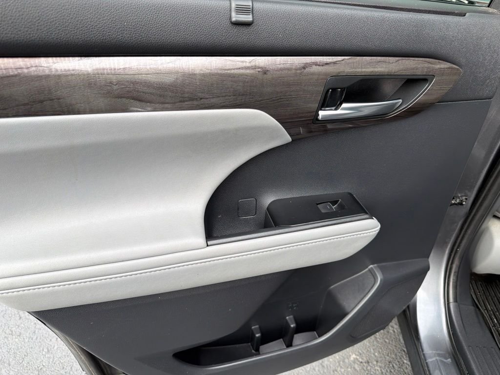 Used 2021 Gray Toyota Limited image 12