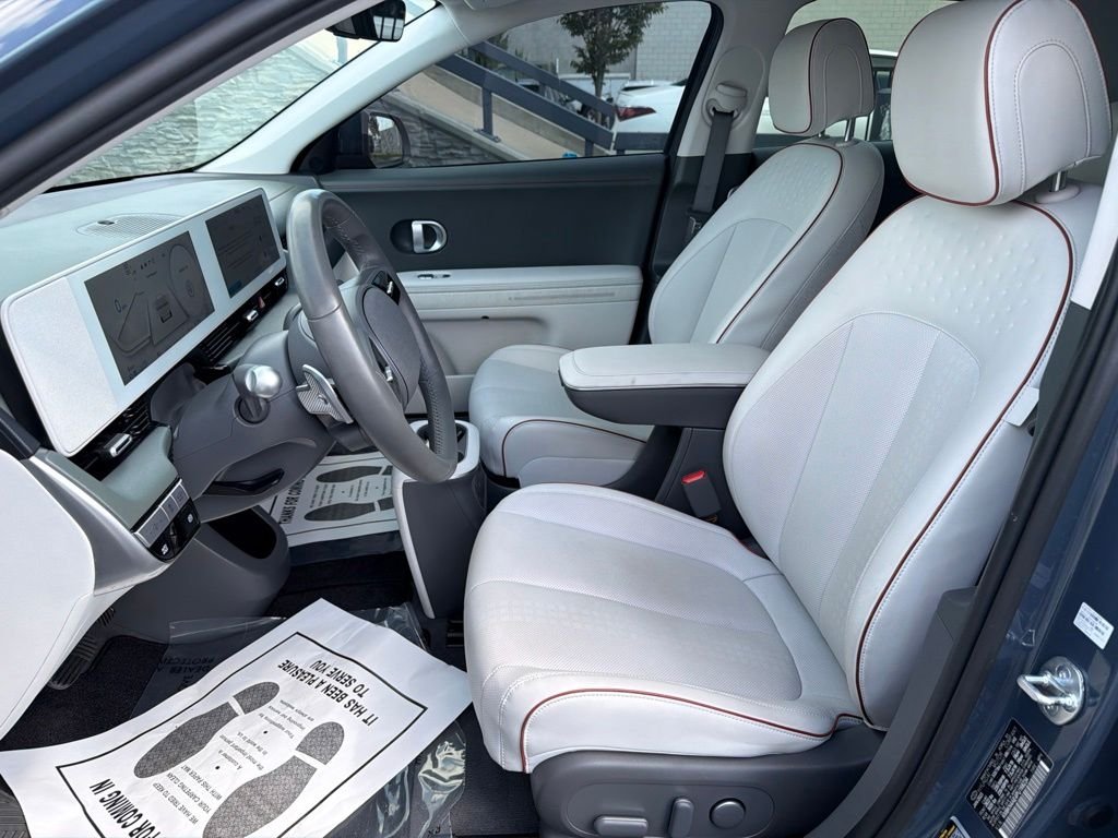 Used 2023 Green Hyundai SEL image 10