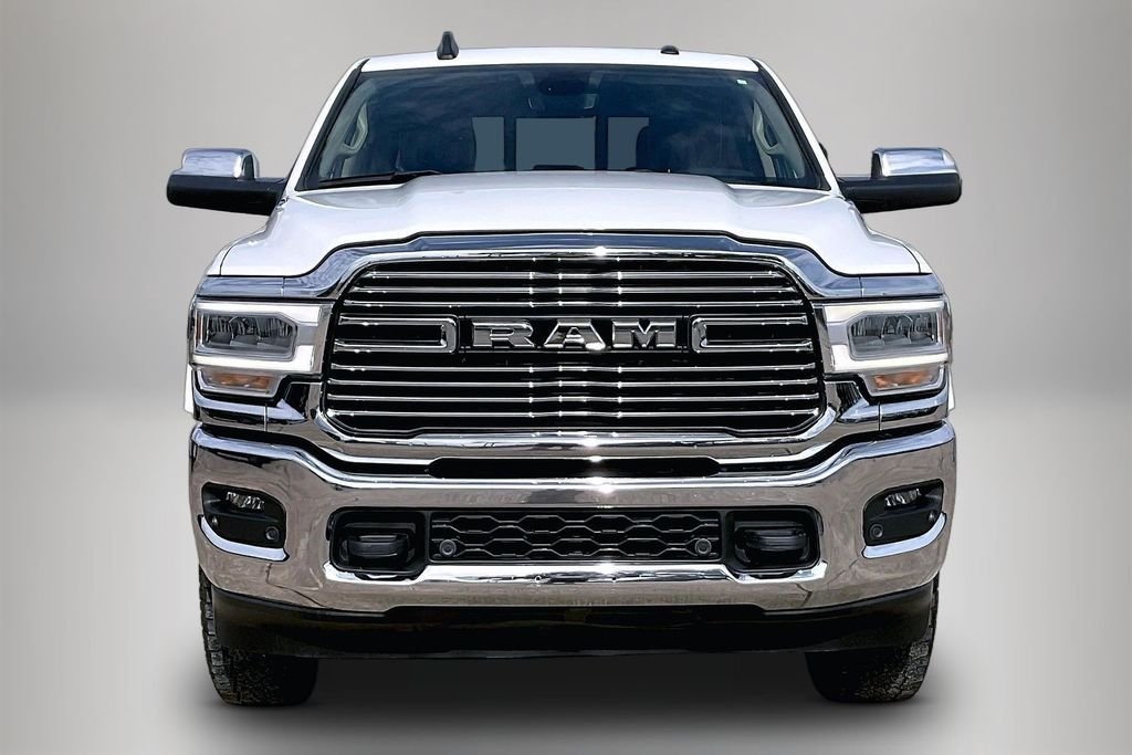 Used 2022 White Ram Laramie image 3