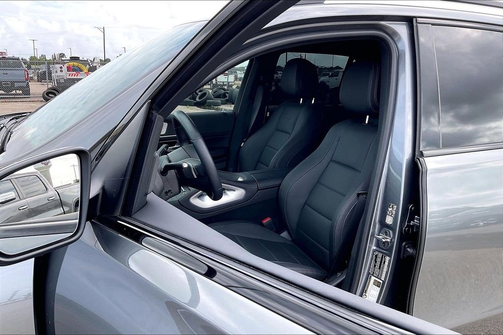 Used 2025 Gray Mercedes-Benz GLE 450 image 18