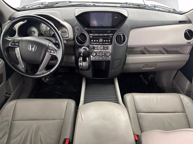 Used 2015 Gray Honda EX-L image 39