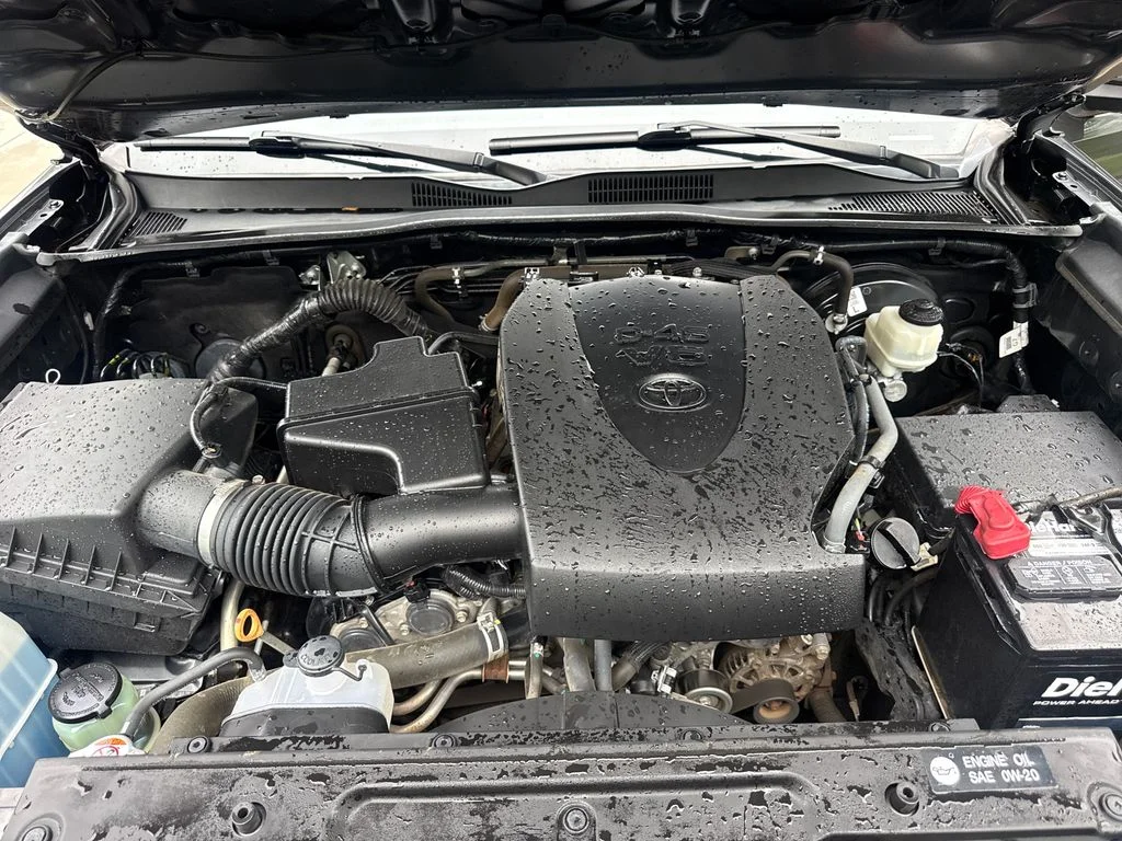 Used 2019 Magnetic Gray Metallic Toyota SR5 image 35