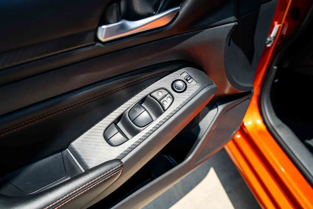 Used 2022 Orange Nissan 2.0 SR image 12