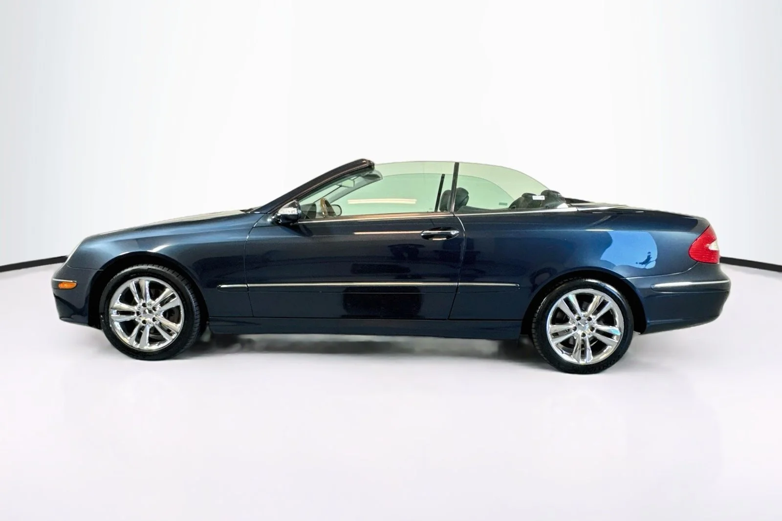 Used 2006 Black Mercedes-Benz 3.5L image 8