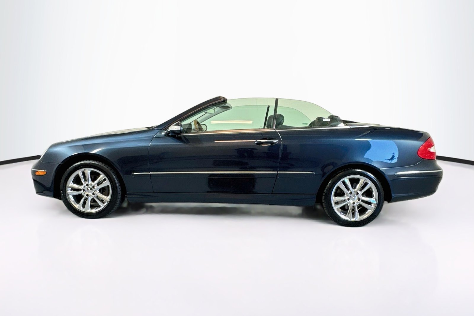 Used 2006 Cadet Blue Metallic Mercedes-Benz 3.5L image 8