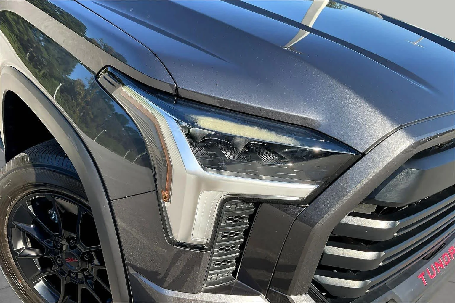 Used 2022 Magnetic Gray Metallic Toyota SR5 image 27