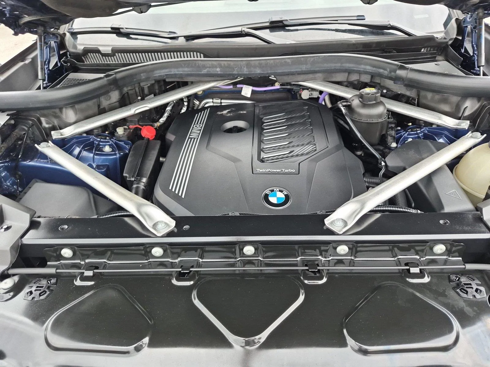 Used 2023 BLUE BMW  image 37