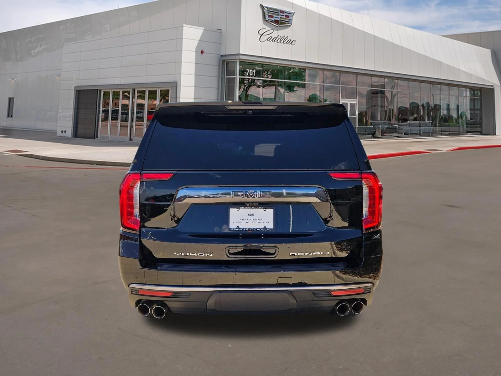 Used 2024 Onyx Black GMC Denali Ultimate image 5