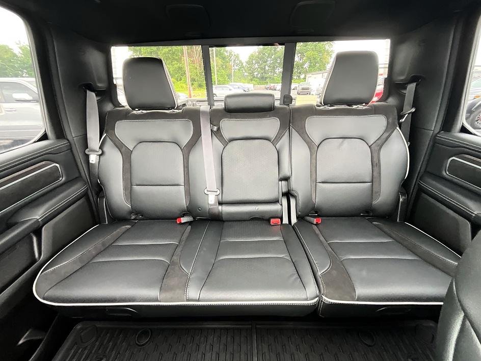 New 2026 Bright White Clear-Coat Exterior Paint RAM Laramie image 38