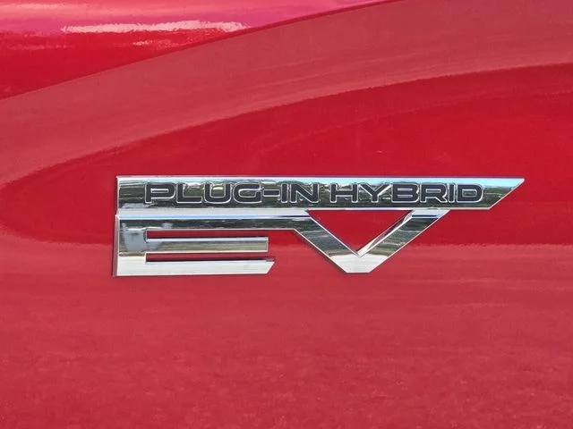 New 2025 Red Mitsubishi SE S-AWC image 6