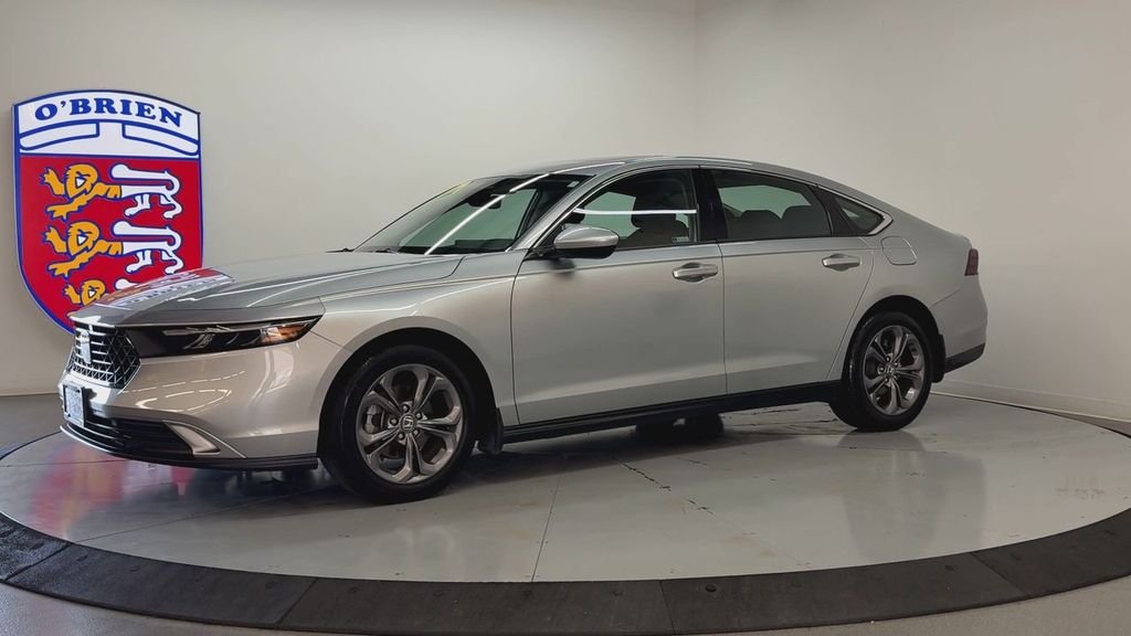 Used 2024 Silver Honda EX image 8