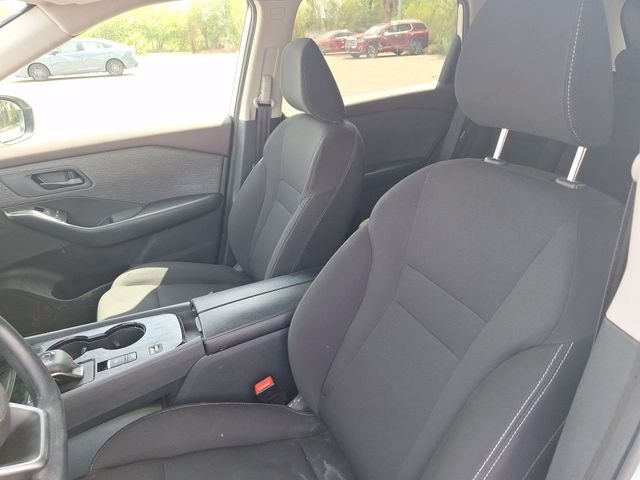 Used 2023 White Nissan S image 10