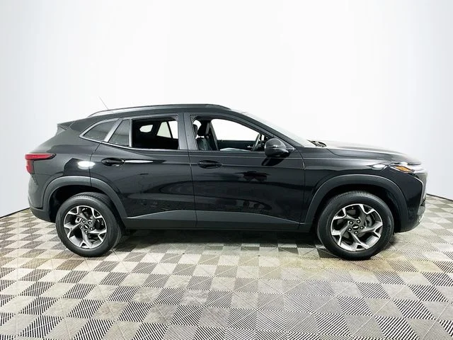 Certified Pre-Owned 2025 Chevrolet Trax LT