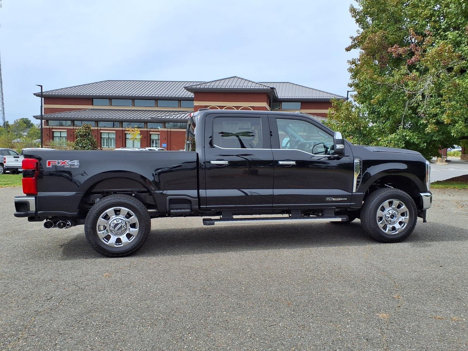 New 2026 Agate Black Metallic Ford F-250® Lariat® image 11