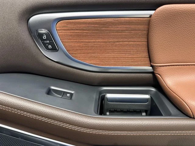 New 2027 Bronze Fire Metallic Tinted Clearcoat Ford MAX King Ranch® image 37