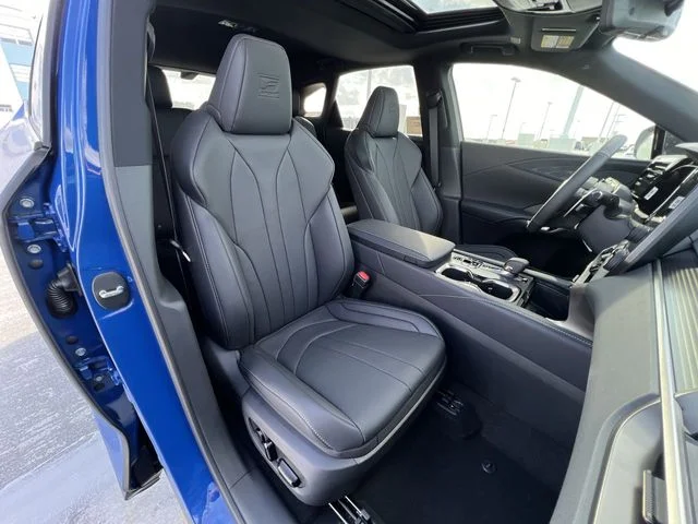Used 2024  Lexus 350 F Sport Handling image 25