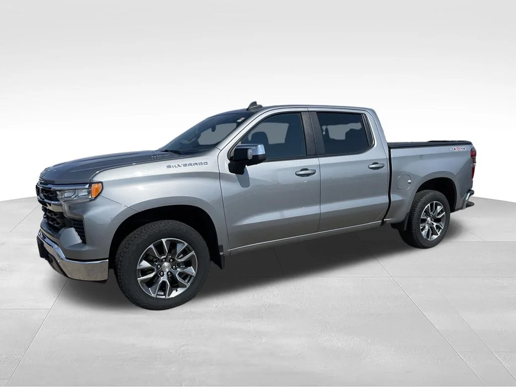 Used 2024 Sterling Gray Metallic Chevrolet LT image 5