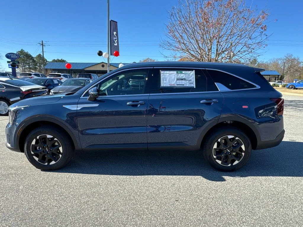 2026 Kia Sorento S - Photo 6
