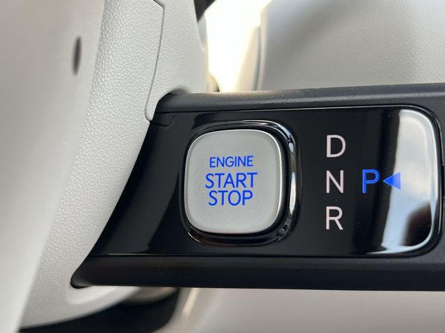 New 2026 White Hyundai Blue SEL 8P image 22